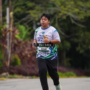 Runner Photo 8123692