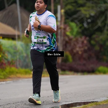 Runner Photo 8123717
