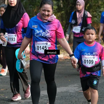 Runner Photo 8123865