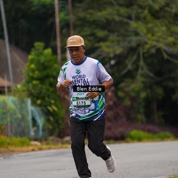 Runner Photo 8123880