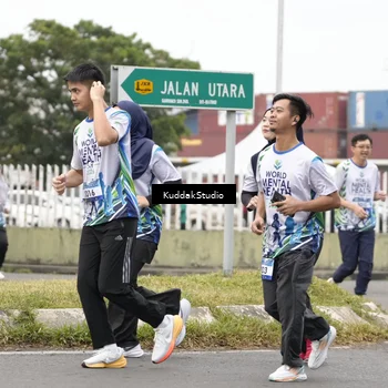Runner Photo 8123889