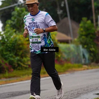 Runner Photo 8123914