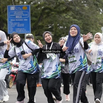 Runner Photo 8123999
