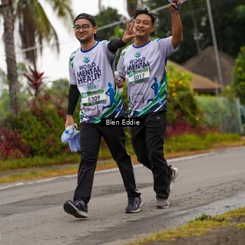 Runner Photo 8124002