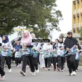 Runner Photo 8124037