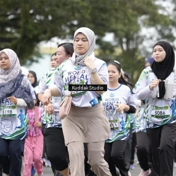 Runner Photo 8124079
