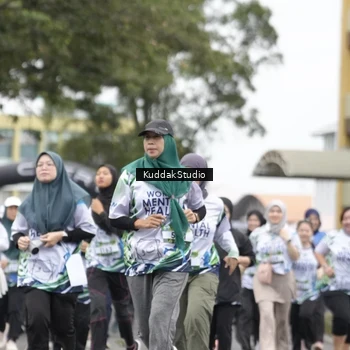 Runner Photo 8124114