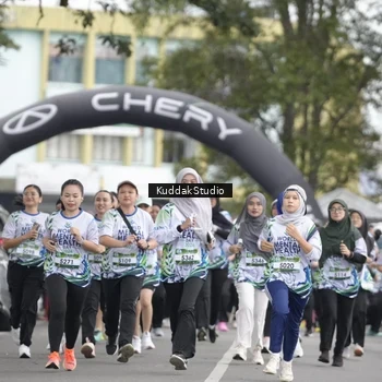 Runner Photo 8124194