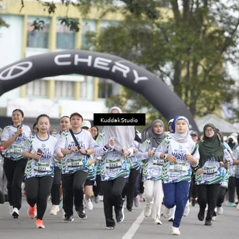 Runner Photo 8124196
