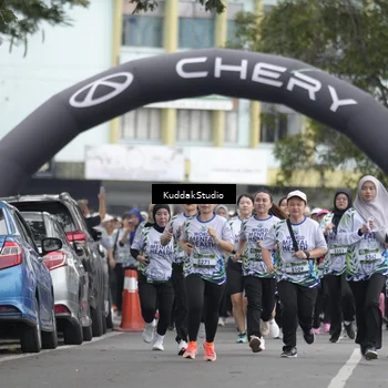 Runner Photo 8124202