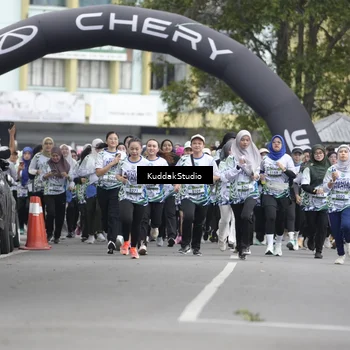 Runner Photo 8124215