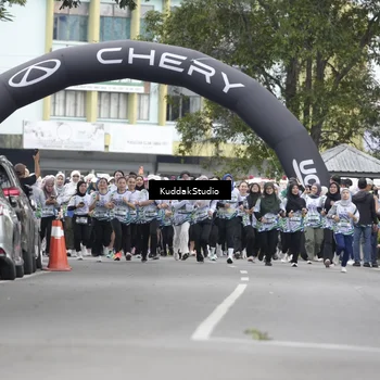 Runner Photo 8124243