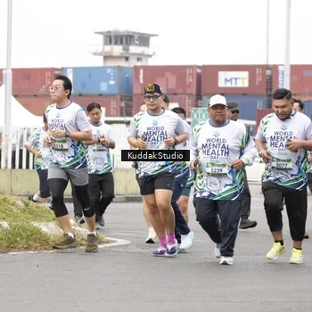 Runner Photo 8124311