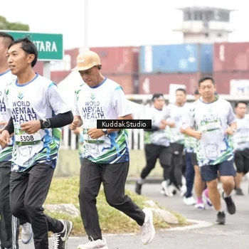 Runner Photo 8124330