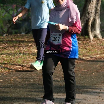 Runner Photo 8124381