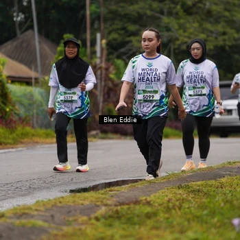 Runner Photo 8124453