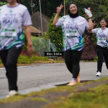Runner Photo 8124459