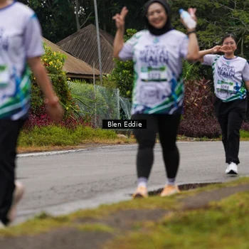 Runner Photo 8124463