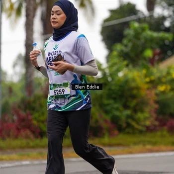 Runner Photo 8124567