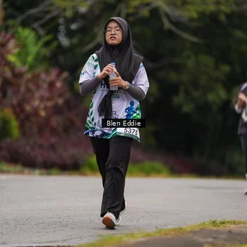 Runner Photo 8124618