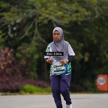 Runner Photo 8124675