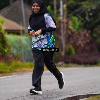 Runner Photo 8124698