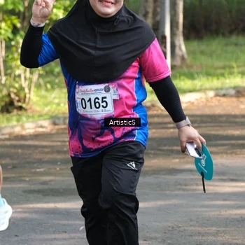 Runner Photo 8124700