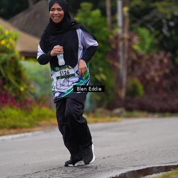 Runner Photo 8124711