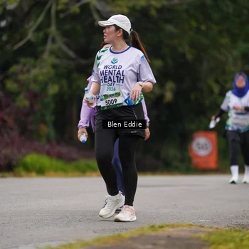 Runner Photo 8124747