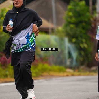 Runner Photo 8124792