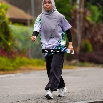 Runner Photo 8124796