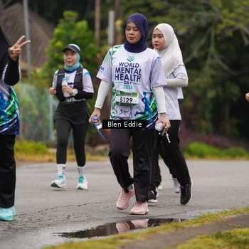 Runner Photo 8124849