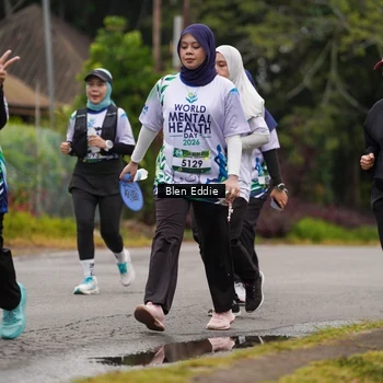 Runner Photo 8124856