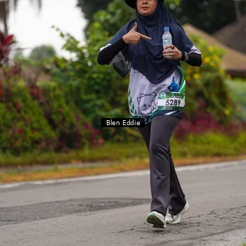 Runner Photo 8124966