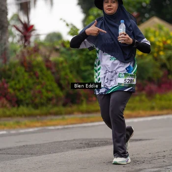 Runner Photo 8124969