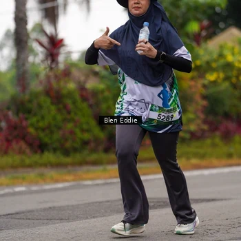 Runner Photo 8124973