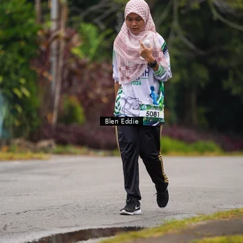 Runner Photo 8125004
