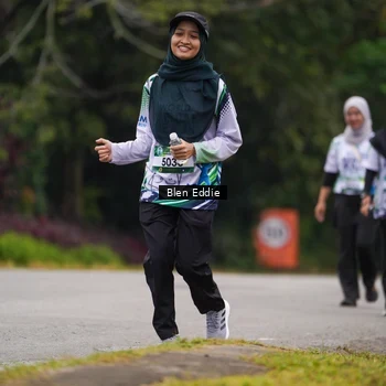 Runner Photo 8125023