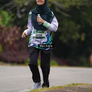 Runner Photo 8125025