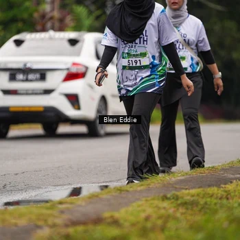 Runner Photo 8125036
