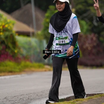Runner Photo 8125039
