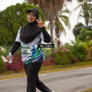Runner Photo 8125046