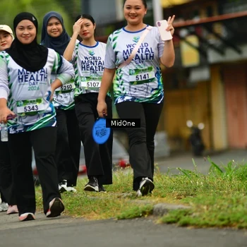 Runner Photo 8125100