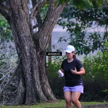 Runner Photo 8125117