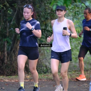 Runner Photo 8125123