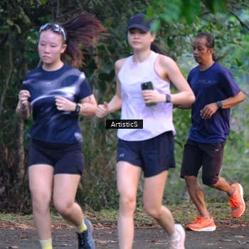 Runner Photo 8125124