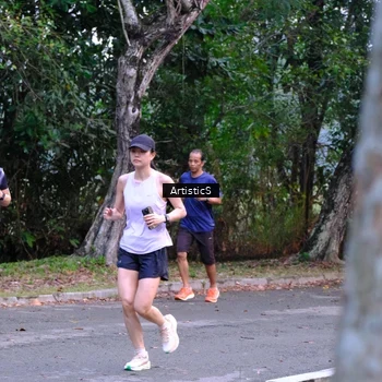 Runner Photo 8125130