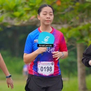 Runner Photo 8125253