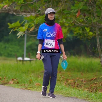 Runner Photo 8125254