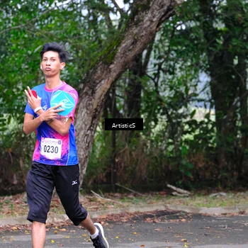 Runner Photo 8125278